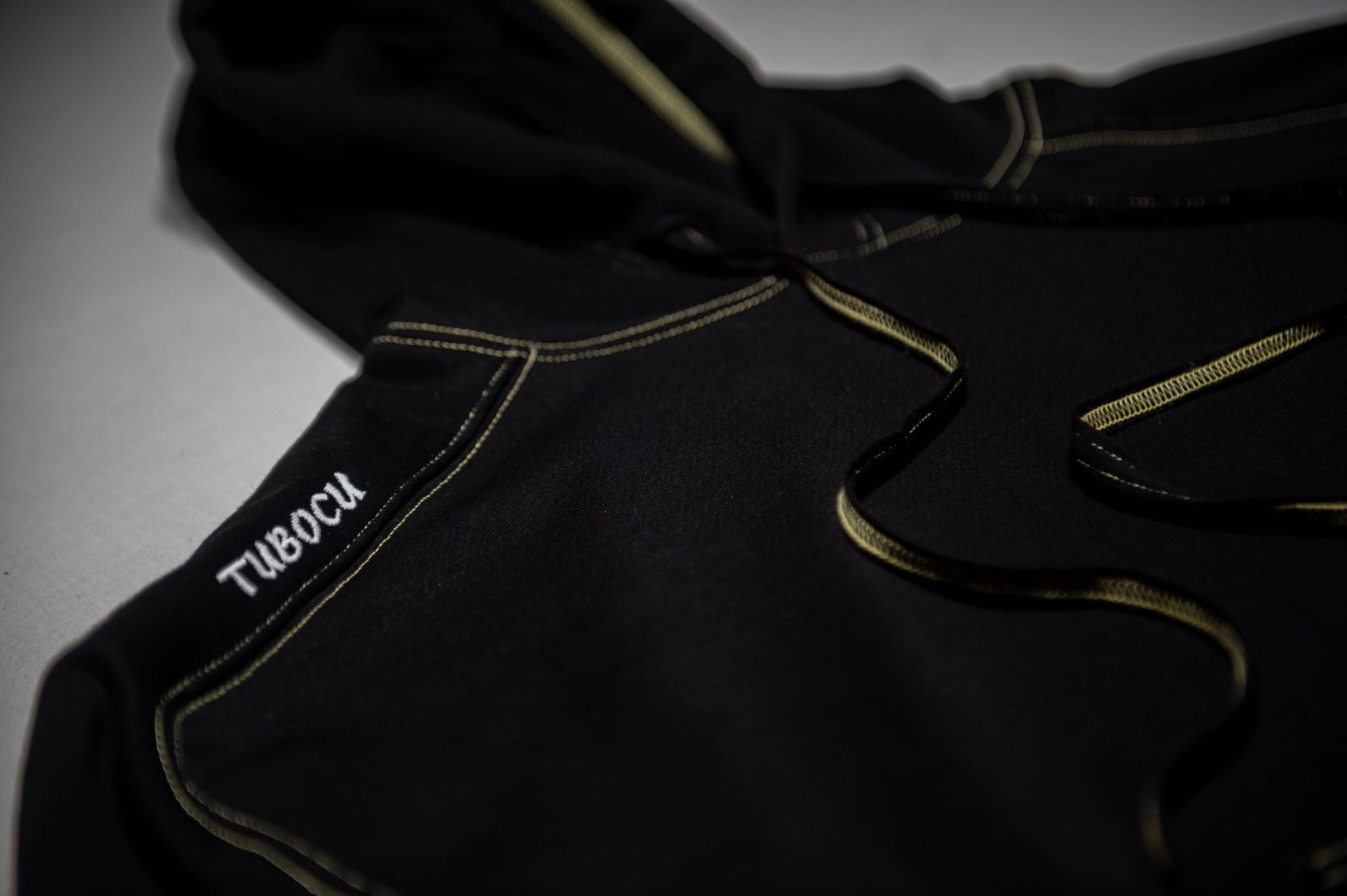 The Queen Hoodie UNISEX - Image 4
